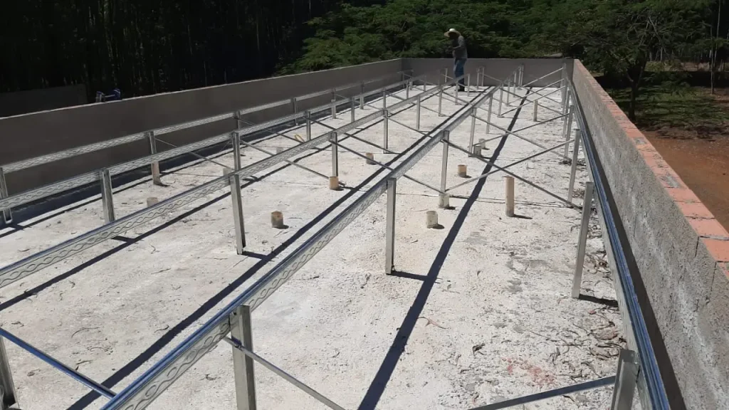 Obra da portaria do Santa Clara Eco Resort